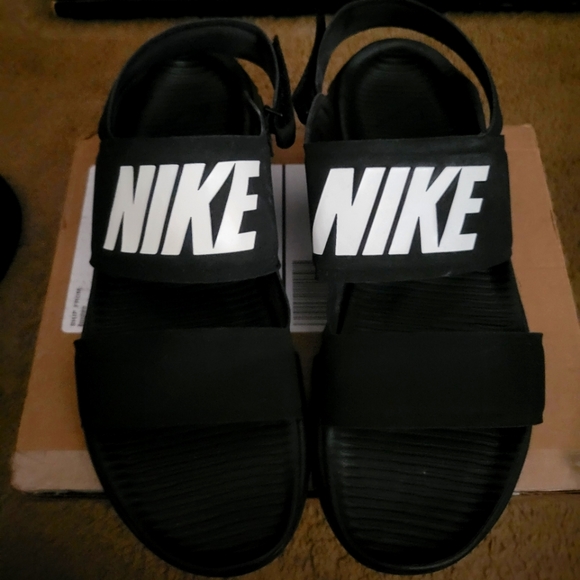 Nike Sandals - Picture 1 of 5